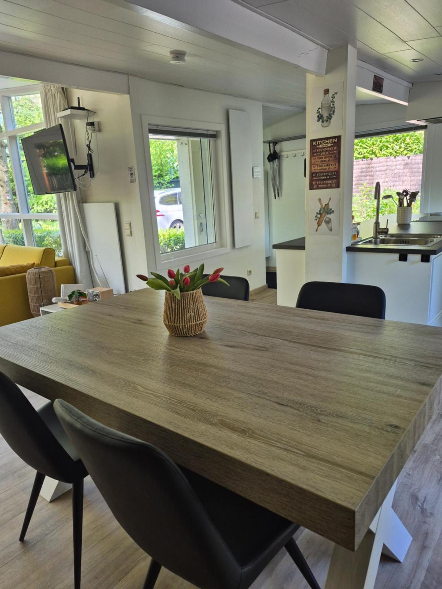 Chalet In Ursel Aalter Buitenkant foto
